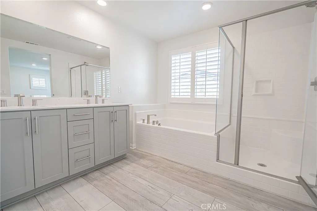 17047 Zion Dr., Canyon Country, California 91387 home-pic-25